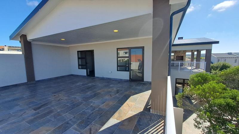 4 Bedroom Property for Sale in Stilbaai Wes Western Cape